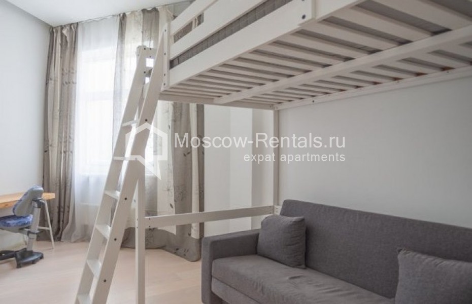 Photo #13 4-room (3 BR) apartment for <a href="http://moscow-rentals.ru/en/articles/long-term-rent" target="_blank">a long-term</a> rent
 in Russia, Moscow, B. Sergievskyi lane, 5
