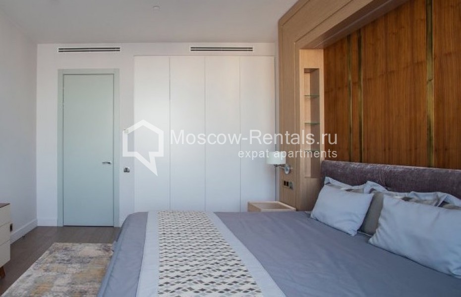 Photo #6 3-room (2 BR) apartment for <a href="http://moscow-rentals.ru/en/articles/long-term-rent" target="_blank">a long-term</a> rent
 in Russia, Moscow, New Arbat str, 32