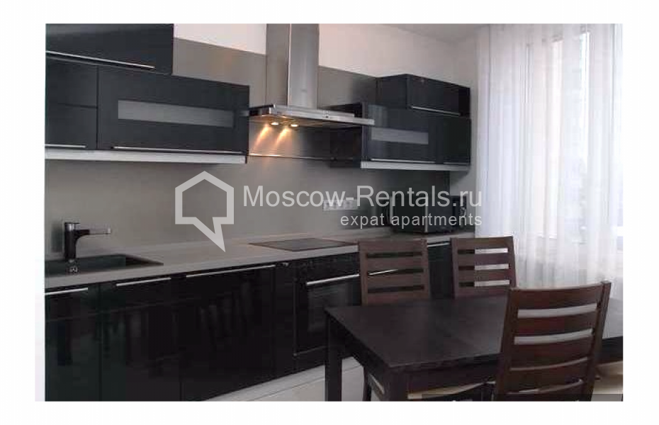 Photo #4 3-room (2 BR) apartment for <a href="http://moscow-rentals.ru/en/articles/long-term-rent" target="_blank">a long-term</a> rent
 in Russia, Moscow, Mosfilmovskaya str, 70 bld 3
