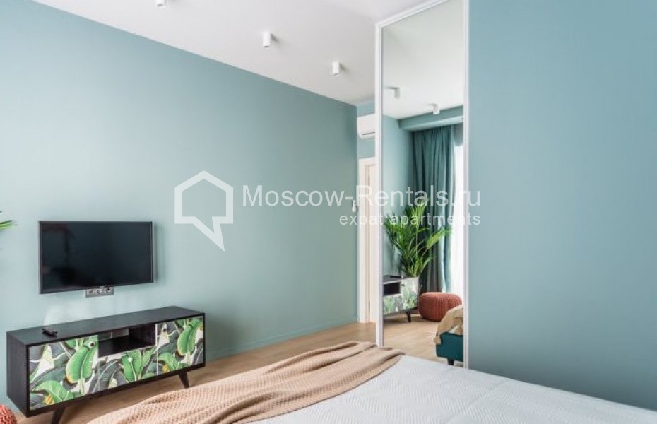 Photo #10 3-room (2 BR) apartment for <a href="http://moscow-rentals.ru/en/articles/long-term-rent" target="_blank">a long-term</a> rent
 in Russia, Moscow, B. Sadovaya str, 5к1