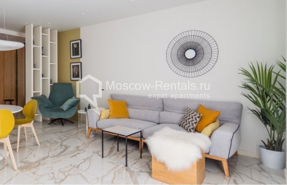 Photo #1 3-room (2 BR) apartment for <a href="http://moscow-rentals.ru/en/articles/long-term-rent" target="_blank">a long-term</a> rent
 in Russia, Moscow, B. Sadovaya str, 5к1