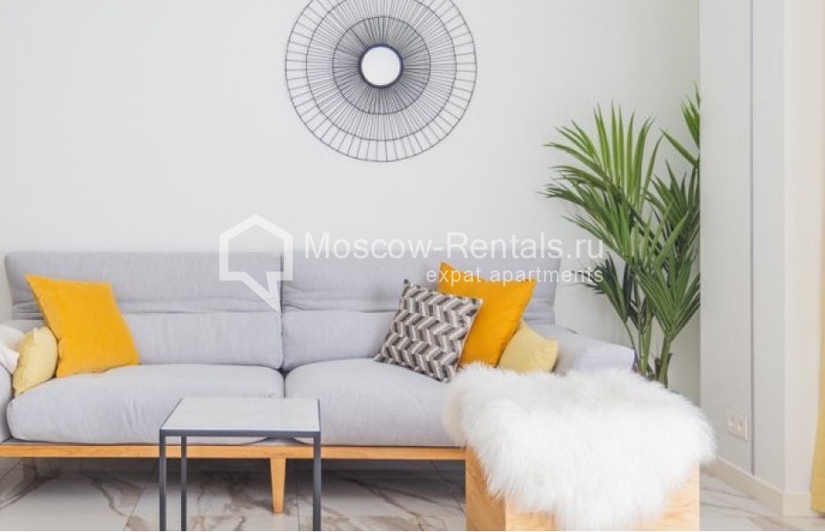 Photo #8 3-room (2 BR) apartment for <a href="http://moscow-rentals.ru/en/articles/long-term-rent" target="_blank">a long-term</a> rent
 in Russia, Moscow, B. Sadovaya str, 5к1