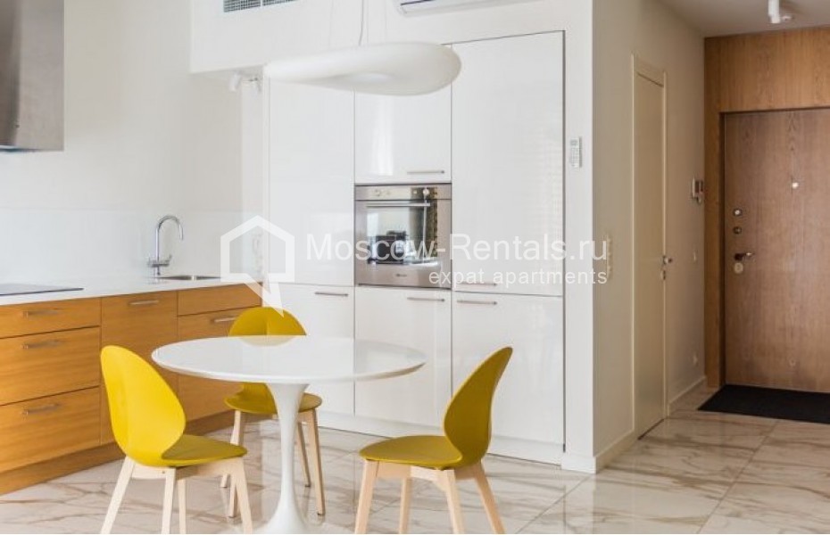 Photo #7 3-room (2 BR) apartment for <a href="http://moscow-rentals.ru/en/articles/long-term-rent" target="_blank">a long-term</a> rent
 in Russia, Moscow, B. Sadovaya str, 5к1