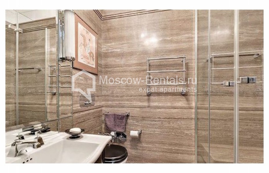 Photo #17 4-room (3 BR) apartment for <a href="http://moscow-rentals.ru/en/articles/long-term-rent" target="_blank">a long-term</a> rent
 in Russia, Moscow, B. Tatarskaya str., 7к1