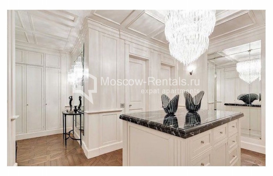Photo #18 4-room (3 BR) apartment for <a href="http://moscow-rentals.ru/en/articles/long-term-rent" target="_blank">a long-term</a> rent
 in Russia, Moscow, B. Tatarskaya str., 7к1