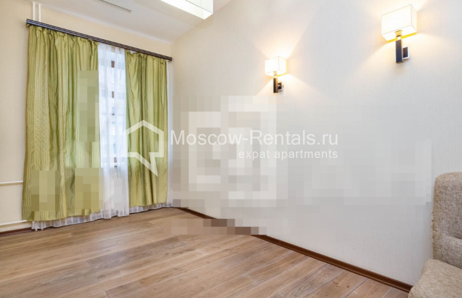 Photo #10 4-room (3 BR) apartment for <a href="http://moscow-rentals.ru/en/articles/long-term-rent" target="_blank">a long-term</a> rent
 in Russia, Moscow, Podsosenskyi lane, 5А