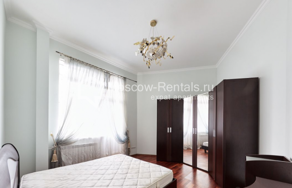 Photo #15 4-room (3 BR) apartment for <a href="http://moscow-rentals.ru/en/articles/long-term-rent" target="_blank">a long-term</a> rent
 in Russia, Moscow, Slesarnyi lane, 3