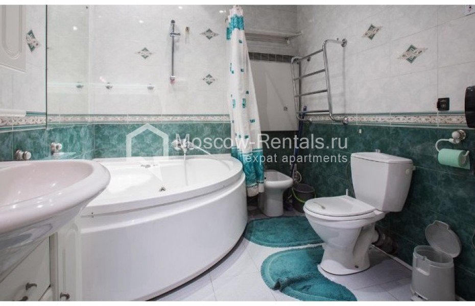 Photo #10 4-room (3 BR) apartment for <a href="http://moscow-rentals.ru/en/articles/long-term-rent" target="_blank">a long-term</a> rent
 in Russia, Moscow, Kazakova str, 17/1С1