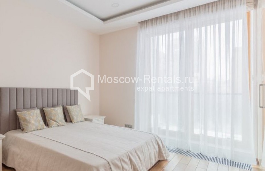 Photo #14 4-room (3 BR) apartment for <a href="http://moscow-rentals.ru/en/articles/long-term-rent" target="_blank">a long-term</a> rent
 in Russia, Moscow, 1st Smolenskyi lane, 21