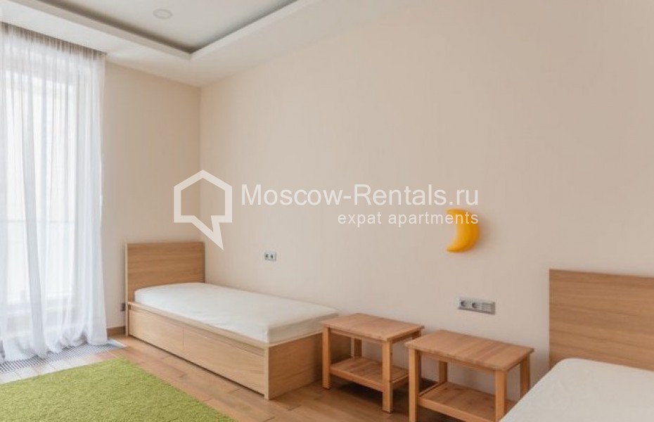 Photo #16 4-room (3 BR) apartment for <a href="http://moscow-rentals.ru/en/articles/long-term-rent" target="_blank">a long-term</a> rent
 in Russia, Moscow, 1st Smolenskyi lane, 21