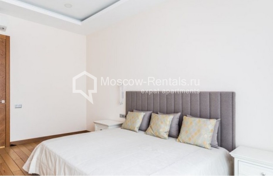Photo #15 4-room (3 BR) apartment for <a href="http://moscow-rentals.ru/en/articles/long-term-rent" target="_blank">a long-term</a> rent
 in Russia, Moscow, 1st Smolenskyi lane, 21