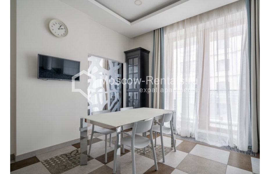 Photo #7 4-room (3 BR) apartment for <a href="http://moscow-rentals.ru/en/articles/long-term-rent" target="_blank">a long-term</a> rent
 in Russia, Moscow, 1st Smolenskyi lane, 21