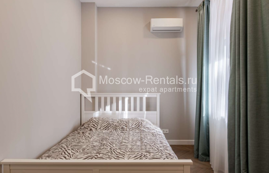 Photo #9 3-room (2 BR) apartment for <a href="http://moscow-rentals.ru/en/articles/long-term-rent" target="_blank">a long-term</a> rent
 in Russia, Moscow, B. Gnezdnikovskyi lane, 3