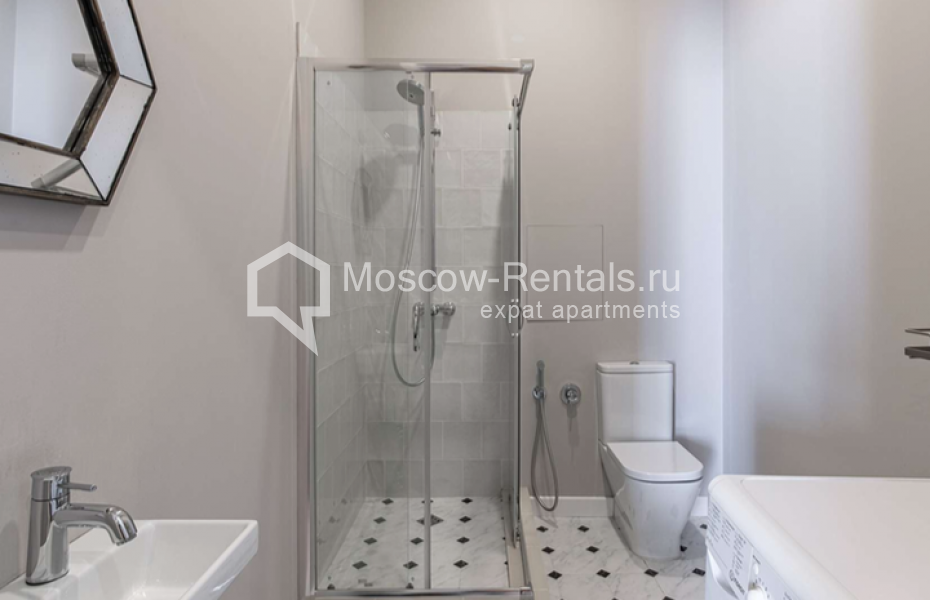 Photo #11 3-room (2 BR) apartment for <a href="http://moscow-rentals.ru/en/articles/long-term-rent" target="_blank">a long-term</a> rent
 in Russia, Moscow, B. Gnezdnikovskyi lane, 3