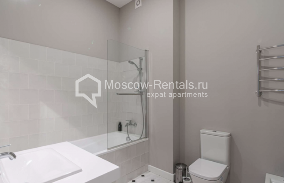 Photo #12 3-room (2 BR) apartment for <a href="http://moscow-rentals.ru/en/articles/long-term-rent" target="_blank">a long-term</a> rent
 in Russia, Moscow, B. Gnezdnikovskyi lane, 3