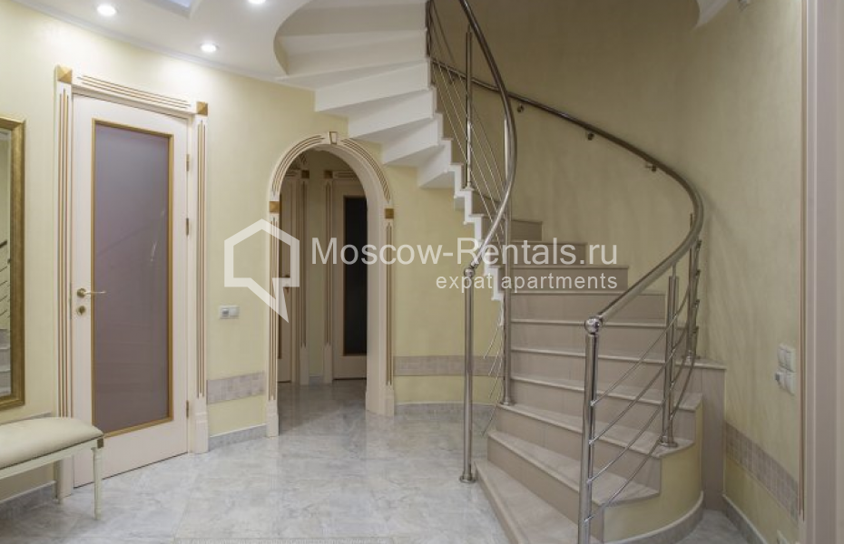 Photo #15 4-room (3 BR) apartment for <a href="http://moscow-rentals.ru/en/articles/long-term-rent" target="_blank">a long-term</a> rent
 in Russia, Moscow, Osennyaya str, 25К2