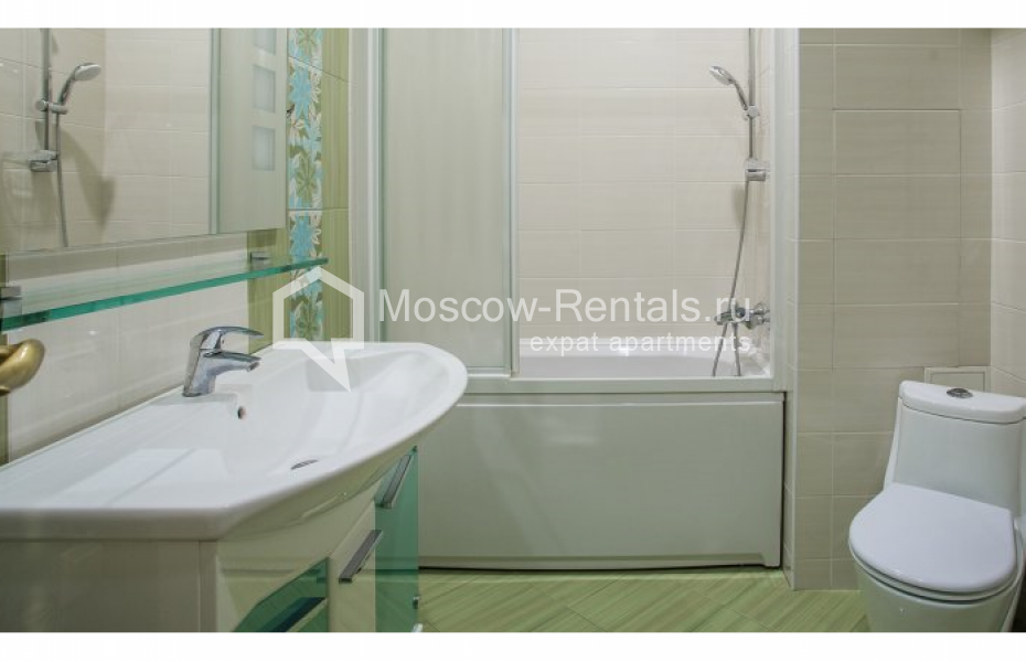 Photo #20 4-room (3 BR) apartment for <a href="http://moscow-rentals.ru/en/articles/long-term-rent" target="_blank">a long-term</a> rent
 in Russia, Moscow, Osennyaya str, 25К2