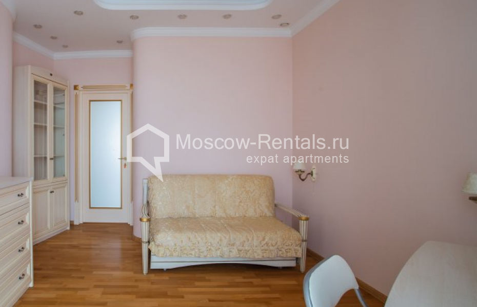 Photo #11 4-room (3 BR) apartment for <a href="http://moscow-rentals.ru/en/articles/long-term-rent" target="_blank">a long-term</a> rent
 in Russia, Moscow, Osennyaya str, 25К2