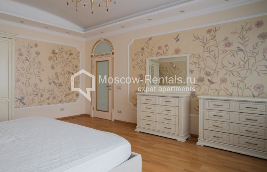Photo #5 4-room (3 BR) apartment for <a href="http://moscow-rentals.ru/en/articles/long-term-rent" target="_blank">a long-term</a> rent
 in Russia, Moscow, Osennyaya str, 25К2