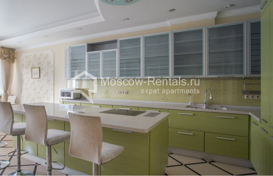 Photo #19 4-room (3 BR) apartment for <a href="http://moscow-rentals.ru/en/articles/long-term-rent" target="_blank">a long-term</a> rent
 in Russia, Moscow, Osennyaya str, 25К2
