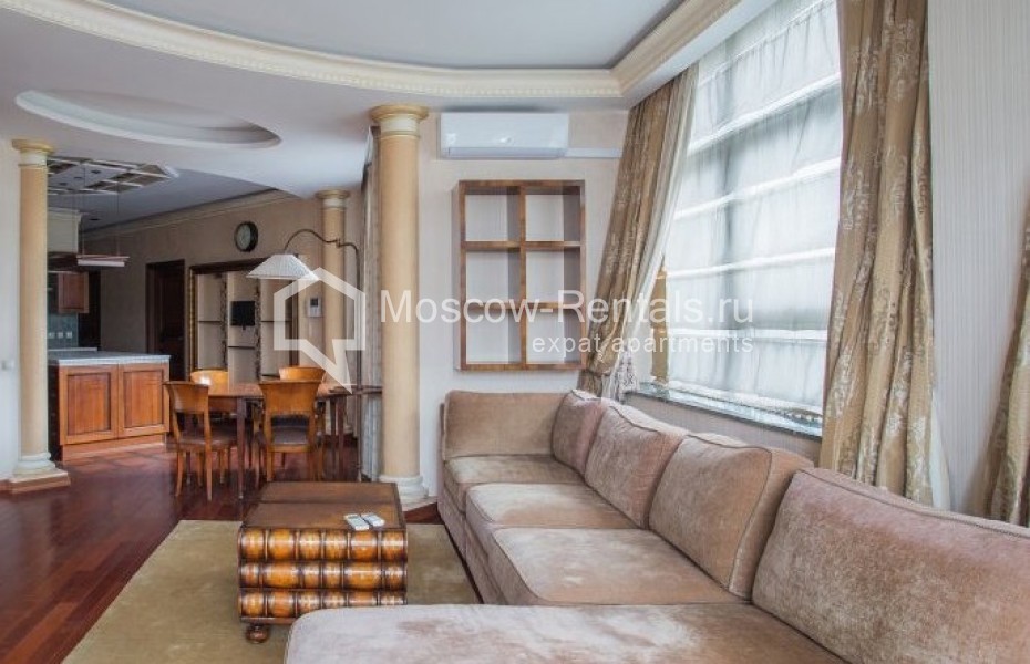 Photo #1 4-room (3 BR) apartment for <a href="http://moscow-rentals.ru/en/articles/long-term-rent" target="_blank">a long-term</a> rent
 in Russia, Moscow, Ostrovnoy proezd, 12К1
