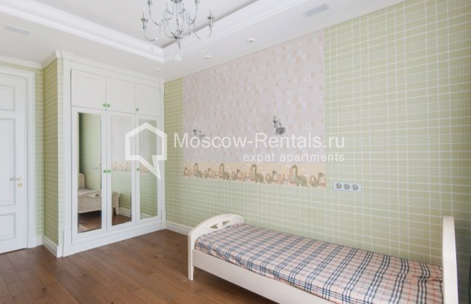 Photo #8 5-room (4 BR) apartment for <a href="http://moscow-rentals.ru/en/articles/long-term-rent" target="_blank">a long-term</a> rent
 in Russia, Moscow, Krylatskaya str, 45К1