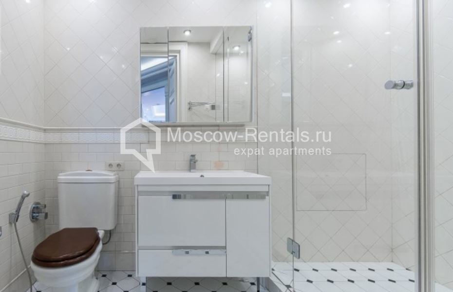 Photo #11 5-room (4 BR) apartment for <a href="http://moscow-rentals.ru/en/articles/long-term-rent" target="_blank">a long-term</a> rent
 in Russia, Moscow, Krylatskaya str, 45К1