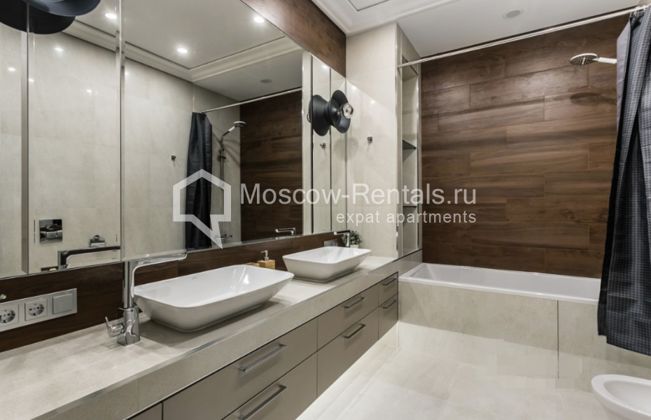 Фото №8 5-комн. кв. в аренду на длительный срок в Россия, Москва, Островной проезд, 10к2