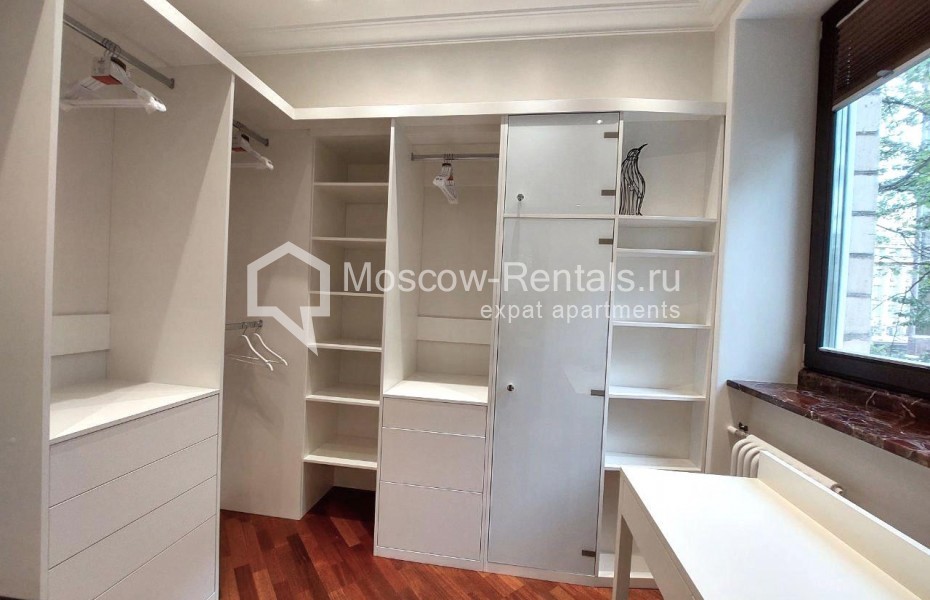 Photo #13 3-room (2 BR) apartment for <a href="http://moscow-rentals.ru/en/articles/long-term-rent" target="_blank">a long-term</a> rent
 in Russia, Moscow, Myasnitskaya str, 35