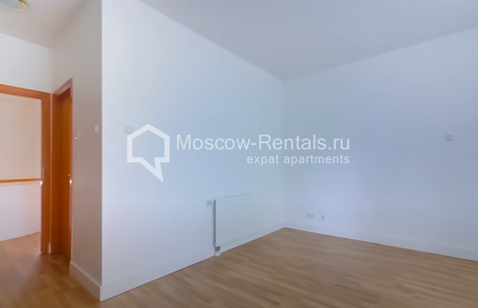 Фото №14 Таунхаус в аренду на длительный срок в Россия, Москва, ул Береговая