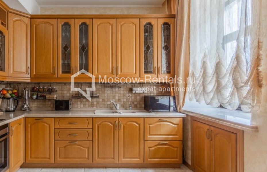 Photo #8 3-room (2 BR) apartment for <a href="http://moscow-rentals.ru/en/articles/long-term-rent" target="_blank">a long-term</a> rent
 in Russia, Moscow, 1st Tverskaya-Yamskaya str, 11