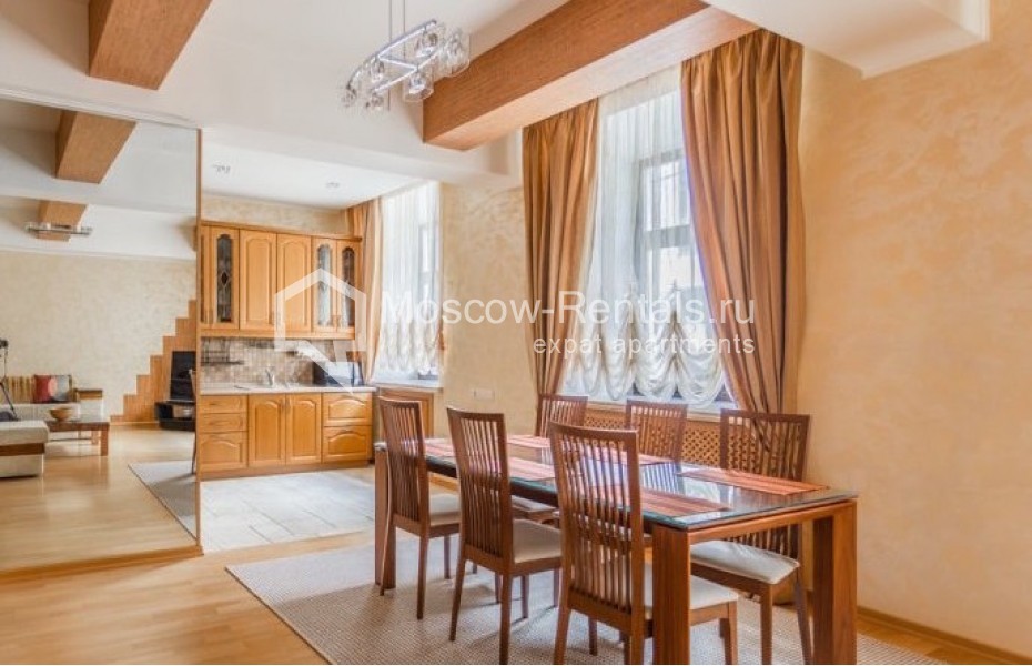 Photo #3 3-room (2 BR) apartment for <a href="http://moscow-rentals.ru/en/articles/long-term-rent" target="_blank">a long-term</a> rent
 in Russia, Moscow, 1st Tverskaya-Yamskaya str, 11