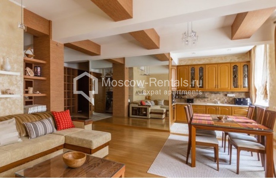 Photo #2 3-room (2 BR) apartment for <a href="http://moscow-rentals.ru/en/articles/long-term-rent" target="_blank">a long-term</a> rent
 in Russia, Moscow, 1st Tverskaya-Yamskaya str, 11