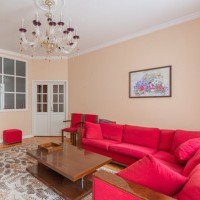 Photo #2 4-room (3 BR) apartment for <a href="http://moscow-rentals.ru/en/articles/long-term-rent" target="_blank">a long-term</a> rent
 in Russia, Moscow, B. Patriarshi lane, 4