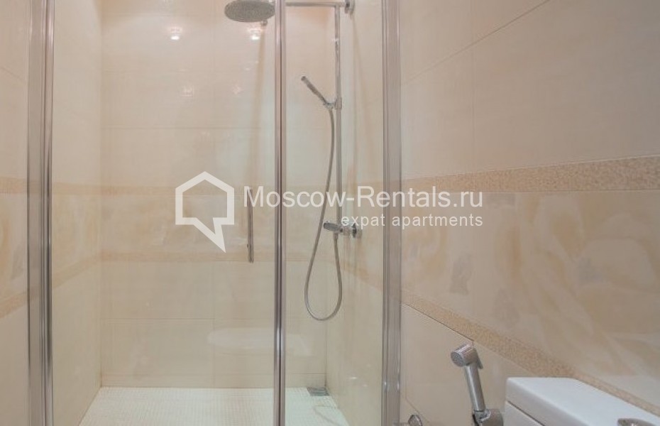 Photo #12 3-room (2 BR) apartment for <a href="http://moscow-rentals.ru/en/articles/long-term-rent" target="_blank">a long-term</a> rent
 in Russia, Moscow, B. Bronnaya str, 2/6