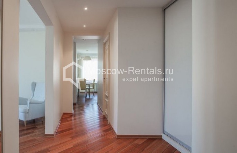 Photo #4 3-room (2 BR) apartment for <a href="http://moscow-rentals.ru/en/articles/long-term-rent" target="_blank">a long-term</a> rent
 in Russia, Moscow, B. Bronnaya str, 2/6