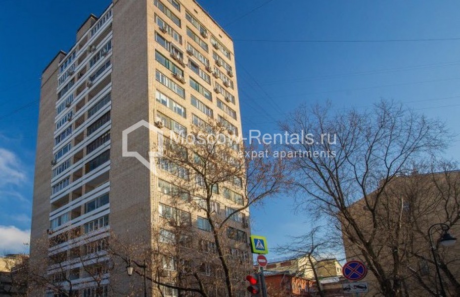 Photo #17 3-room (2 BR) apartment for <a href="http://moscow-rentals.ru/en/articles/long-term-rent" target="_blank">a long-term</a> rent
 in Russia, Moscow, B. Bronnaya str, 2/6