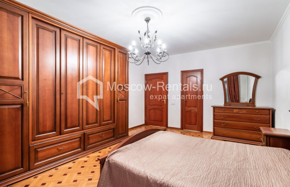 Photo #3 3-room (2 BR) apartment for <a href="http://moscow-rentals.ru/en/articles/long-term-rent" target="_blank">a long-term</a> rent
 in Russia, Moscow, 2nd Tverskaya-Yamskaya str, 26