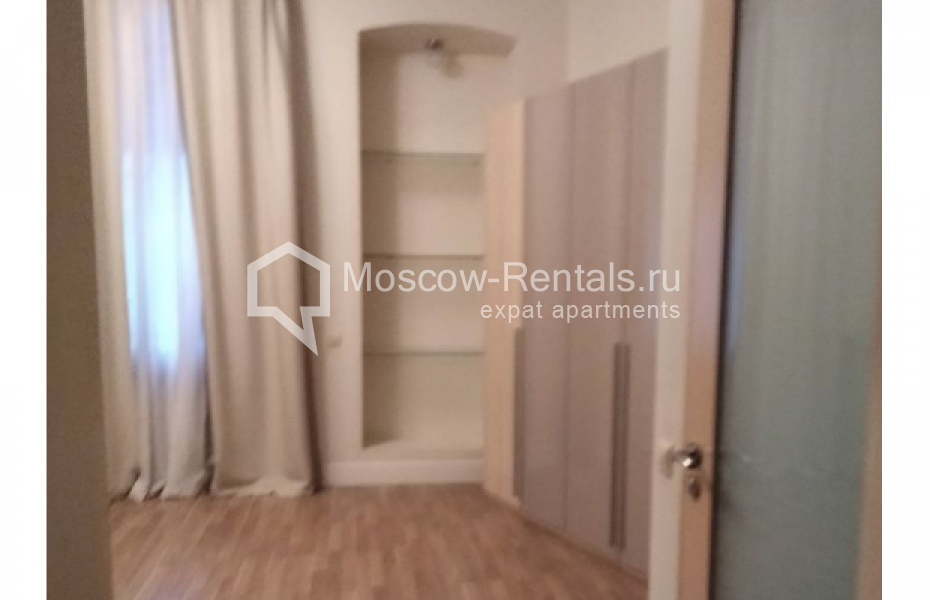 Photo #6 3-room (2 BR) apartment for <a href="http://moscow-rentals.ru/en/articles/long-term-rent" target="_blank">a long-term</a> rent
 in Russia, Moscow, M. Bronnaya str, 10С3