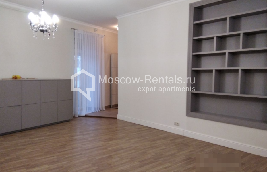 Photo #4 3-room (2 BR) apartment for <a href="http://moscow-rentals.ru/en/articles/long-term-rent" target="_blank">a long-term</a> rent
 in Russia, Moscow, M. Bronnaya str, 10С3