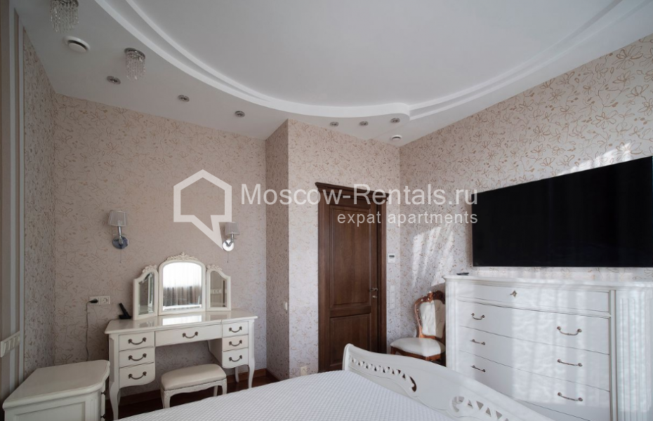 Photo #7 5-room (4 BR) apartment for <a href="http://moscow-rentals.ru/en/articles/long-term-rent" target="_blank">a long-term</a> rent
 in Russia, Moscow, Shabolovka str, 23к5