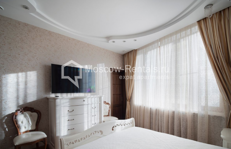 Photo #8 5-room (4 BR) apartment for <a href="http://moscow-rentals.ru/en/articles/long-term-rent" target="_blank">a long-term</a> rent
 in Russia, Moscow, Shabolovka str, 23к5