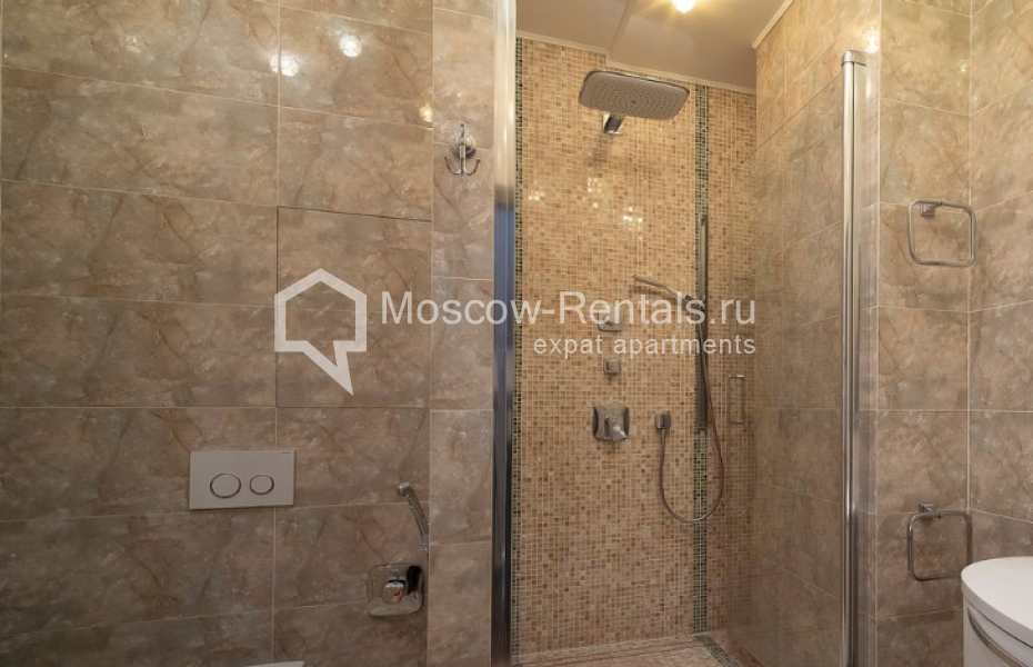 Photo #23 5-room (4 BR) apartment for <a href="http://moscow-rentals.ru/en/articles/long-term-rent" target="_blank">a long-term</a> rent
 in Russia, Moscow, Shabolovka str, 23к5