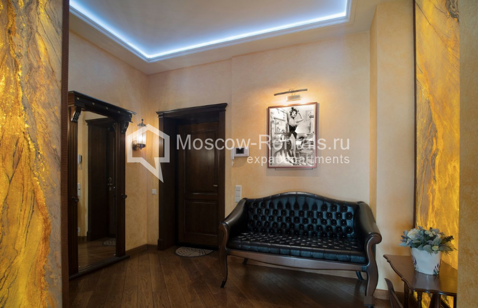 Photo #28 5-room (4 BR) apartment for <a href="http://moscow-rentals.ru/en/articles/long-term-rent" target="_blank">a long-term</a> rent
 in Russia, Moscow, Shabolovka str, 23к5