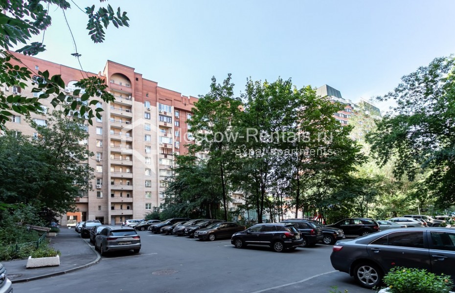 Photo #16 4-room (3 BR) apartment for <a href="http://moscow-rentals.ru/en/articles/long-term-rent" target="_blank">a long-term</a> rent
 in Russia, Moscow, B. Yakimanka str, 26