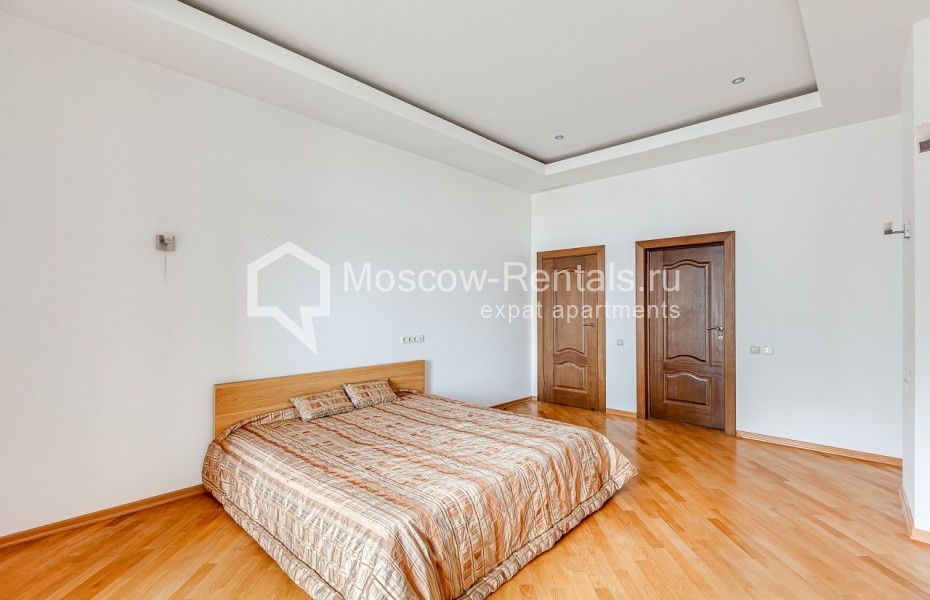 Photo #7 3-room (2 BR) apartment for <a href="http://moscow-rentals.ru/en/articles/long-term-rent" target="_blank">a long-term</a> rent
 in Russia, Moscow, M. Polyanka str, 2