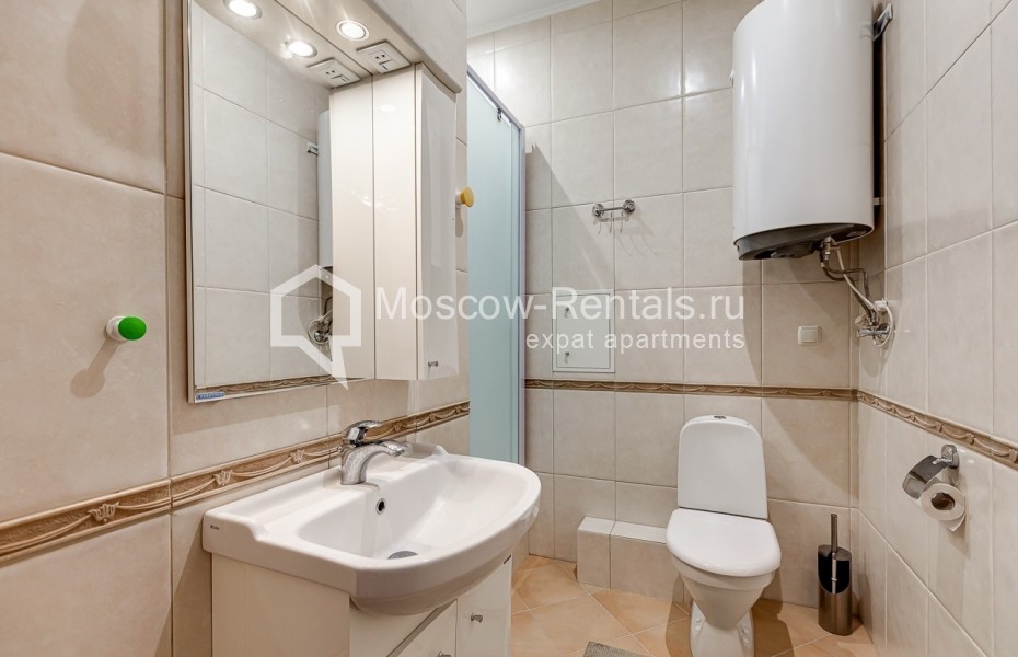 Photo #11 3-room (2 BR) apartment for <a href="http://moscow-rentals.ru/en/articles/long-term-rent" target="_blank">a long-term</a> rent
 in Russia, Moscow, M. Polyanka str, 2