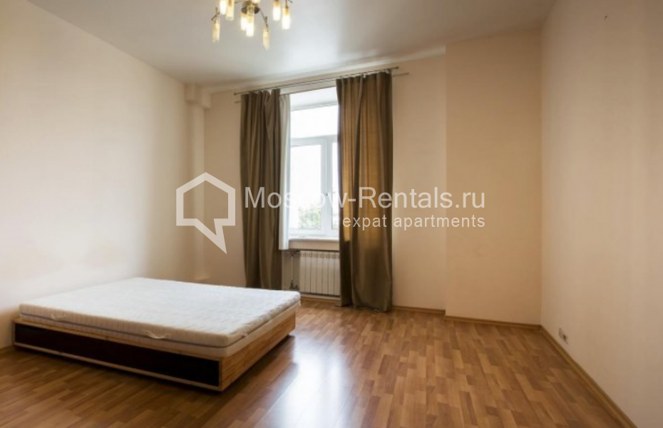 Photo #7 4-room (3 BR) apartment for <a href="http://moscow-rentals.ru/en/articles/long-term-rent" target="_blank">a long-term</a> rent
 in Russia, Moscow, Furmannyi lane, 24