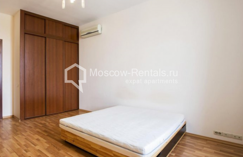 Photo #9 4-room (3 BR) apartment for <a href="http://moscow-rentals.ru/en/articles/long-term-rent" target="_blank">a long-term</a> rent
 in Russia, Moscow, Furmannyi lane, 24