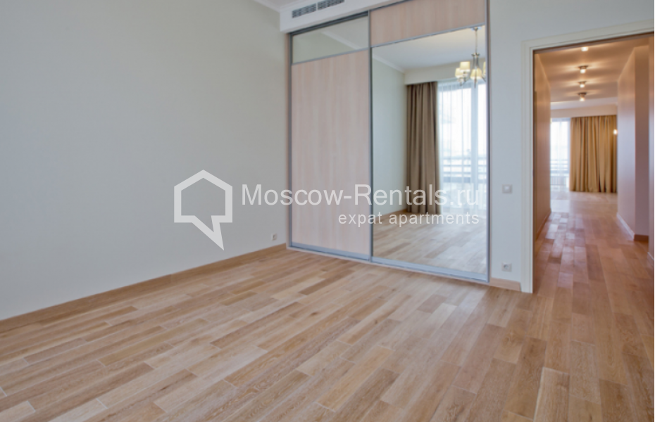 Photo #10 5-room (4 BR) apartment for <a href="http://moscow-rentals.ru/en/articles/long-term-rent" target="_blank">a long-term</a> rent
 in Russia, Moscow, Kazarmennyi lane, 3